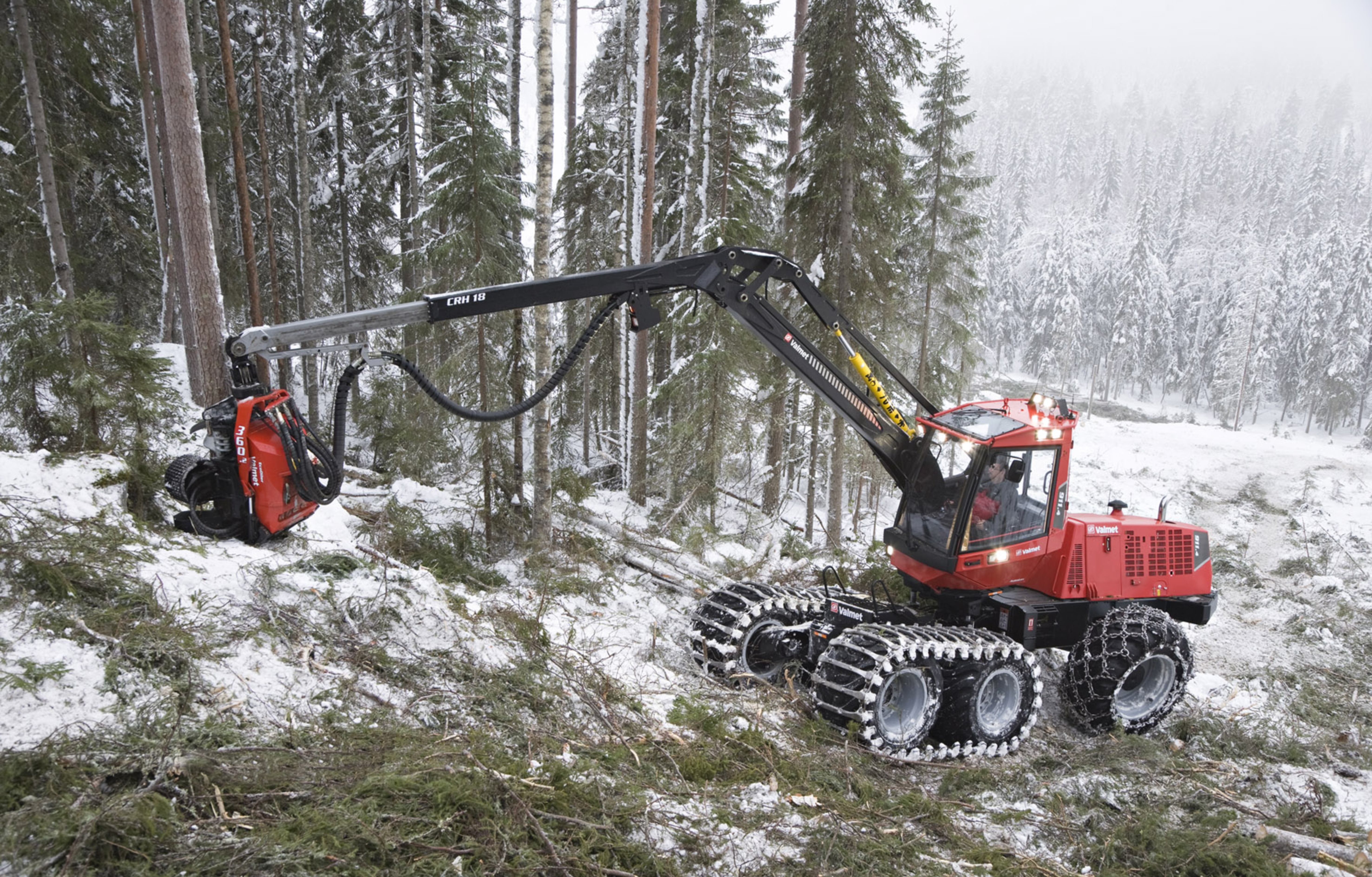 СОБСТВЕННЫЕ ЛЕСОЗАГОТОВИТЕЛЬНЫЕ КОМПЛЕКСЫ